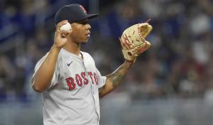 Bello tolera 1 carrera y Medias Rojas derrotan a Marlins