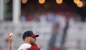 Sale poncha a 9 en 6 innings y Bravos se imponen a Gigantes