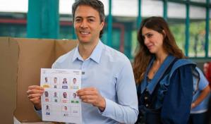 Inhabilitan por 6 meses al exalcalde de Medellín por participar en política en elecciones