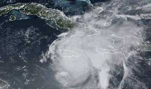 El huracán Beryl pasa por Jamaica tras dejar al menos siete muertos en el sureste del Caribe