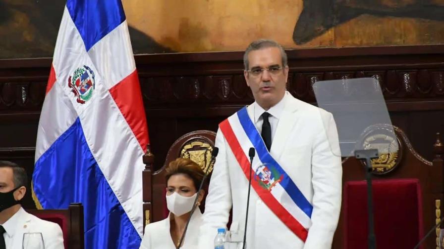 El presidente dominicano asumirá su segundo mandato decidido a reformar la Constitución