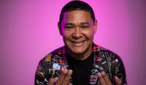 El Jeffrey, el canta lindo, celebra sus 25 a&ntilde;os de carrera idenpendiente en la m&uacute;sica