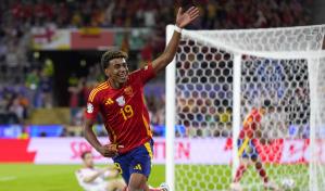 En un duelo anticipado, Espa&ntilde;a y Alemania, dos de los mejores equipos de la Euro, se enfrentan