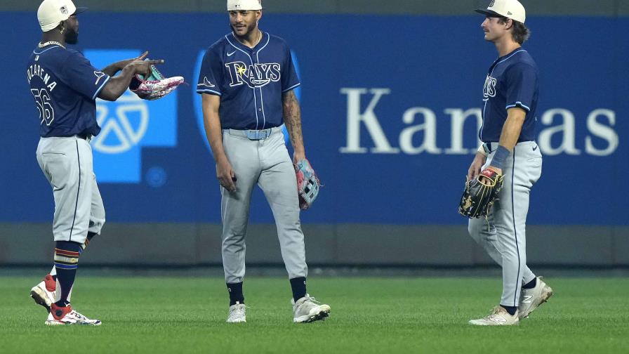 DeLuca y Lowe contribuyen con jonrones a triunfo de Rays, 10-8 sobre Reales