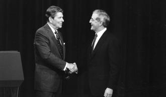Las preguntas sobre la edad de Biden recuerdan a otra campa&ntilde;a: la de Reagan en 1984