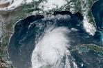 El centro de Beryl emerge sobre el Golfo de México y Texas está bajo alerta de huracán El centro de Beryl emerge sobre el Golfo de México y Texas está bajo alerta de huracán