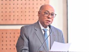 Milton Ray  Guevara exhorta a próximos senadores y diputados legislar apegados a la Constitución