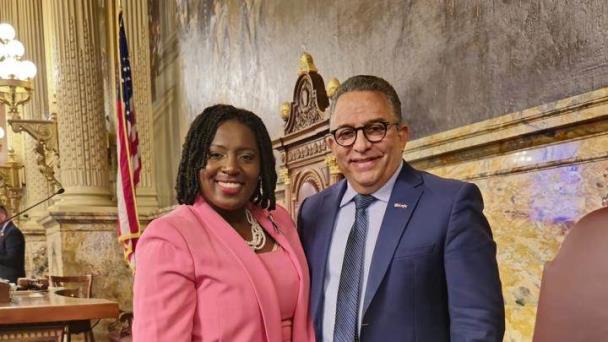 Reconocen a cónsul en Filadelfia por su labor en apoyo a la comunidad dominicana