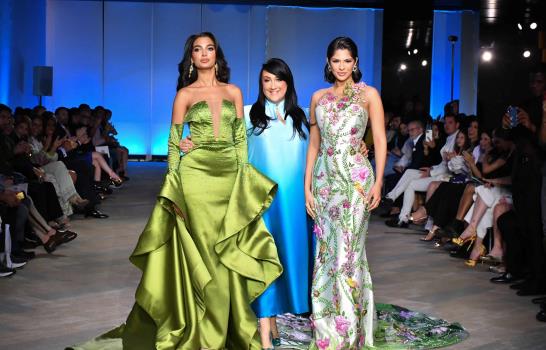 Miss Universo Sheynnis Palacios finaliza visita a RD con desfile