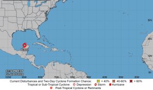 La tormenta tropical Beryl mantiene a Texas está bajo alerta de huracán
