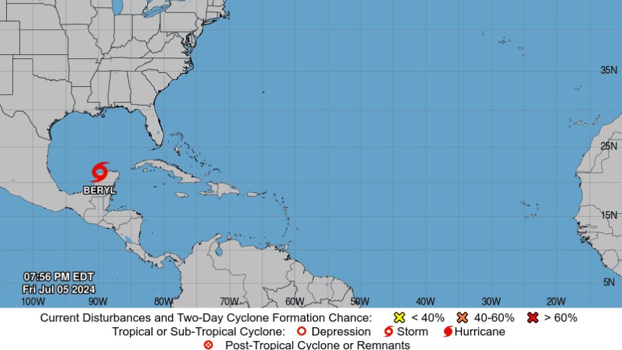 La tormenta tropical Beryl mantiene a Texas está bajo alerta de huracán