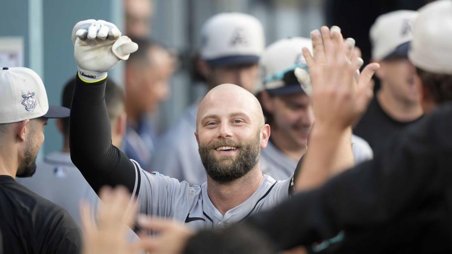 Walker sigue encendido en Dodger Stadium y Diamondbacks se imponen por 9-3