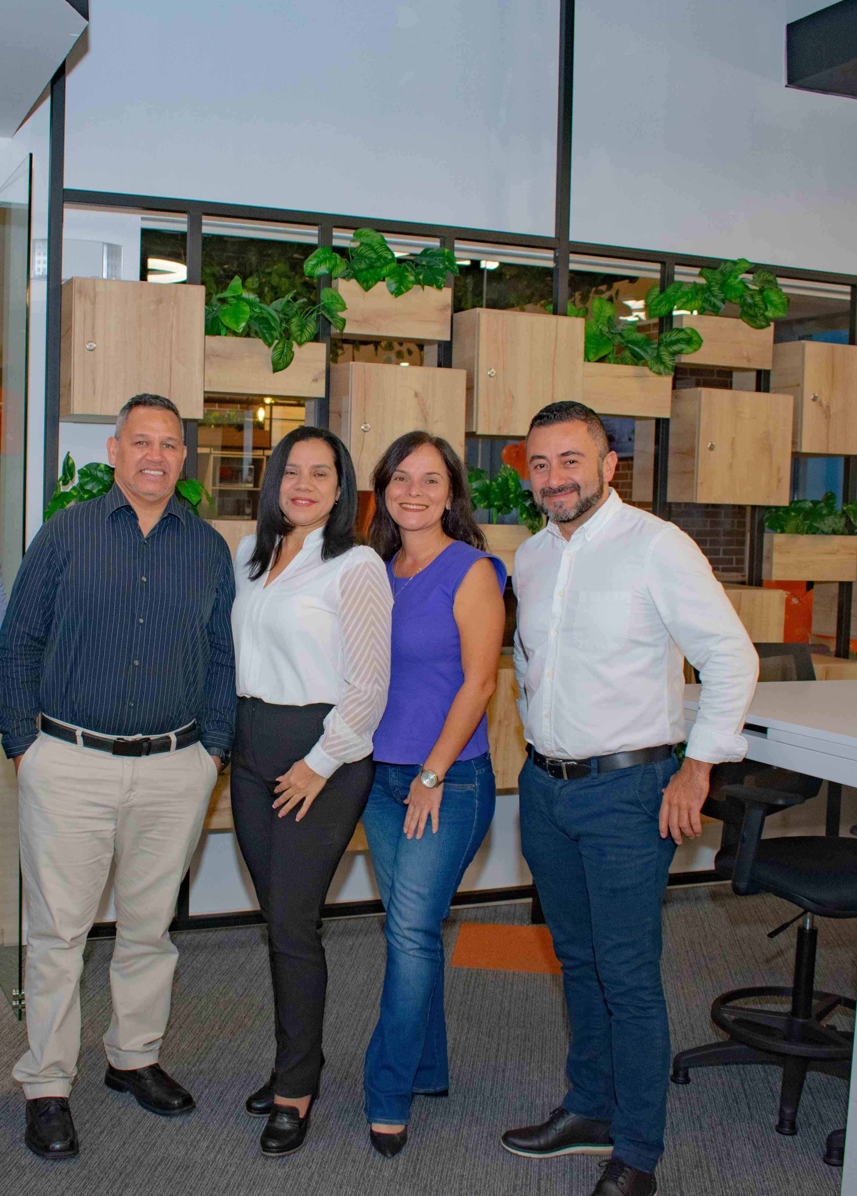 Wilmer Ortega, Evelyn Chaparro, Marisol De Andrade y César Mora.