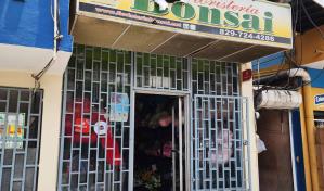 Tres floristerías fueron estafadas con tarjeta clonada; dueños esperan respuesta de autoridades