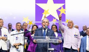 Danilo Medina admite culpa por derrota del PLD y se abre a una renovaci&oacute;n