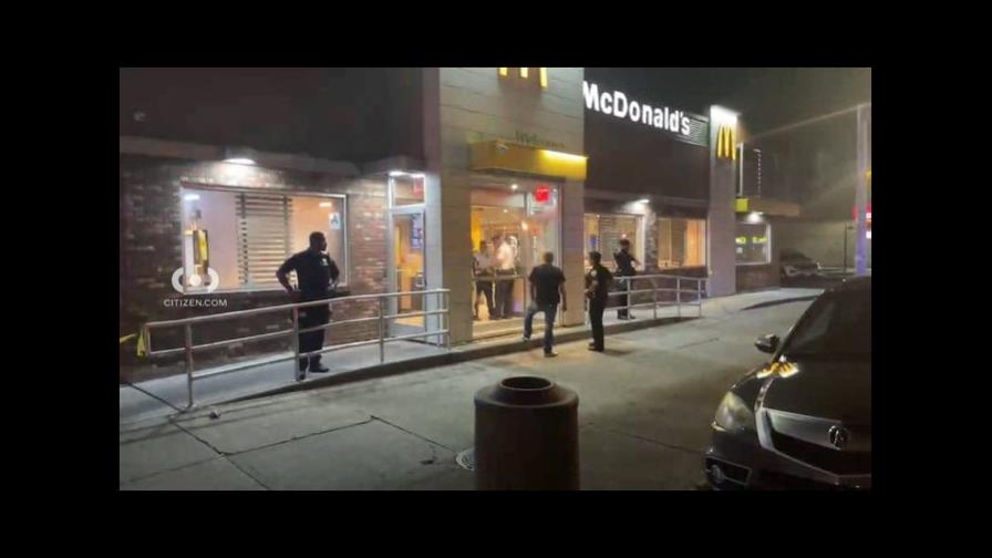 Dos niños son baleados en un McDonald’s de la ciudad de Nueva York Dos niños son baleados en un McDonald’s de la ciudad de Nueva York