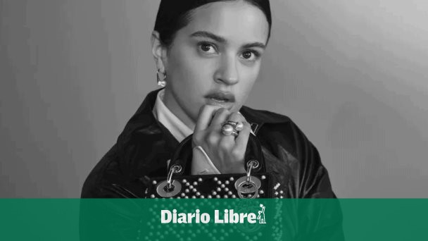 Rosalía nuevo rostro de la campaña del bolso Lady Dior