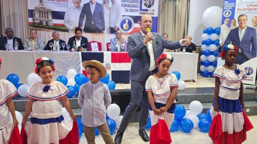 Ulises Rodríguez anuncia acuerdos para Santiago de los Caballeros tras viajar a España