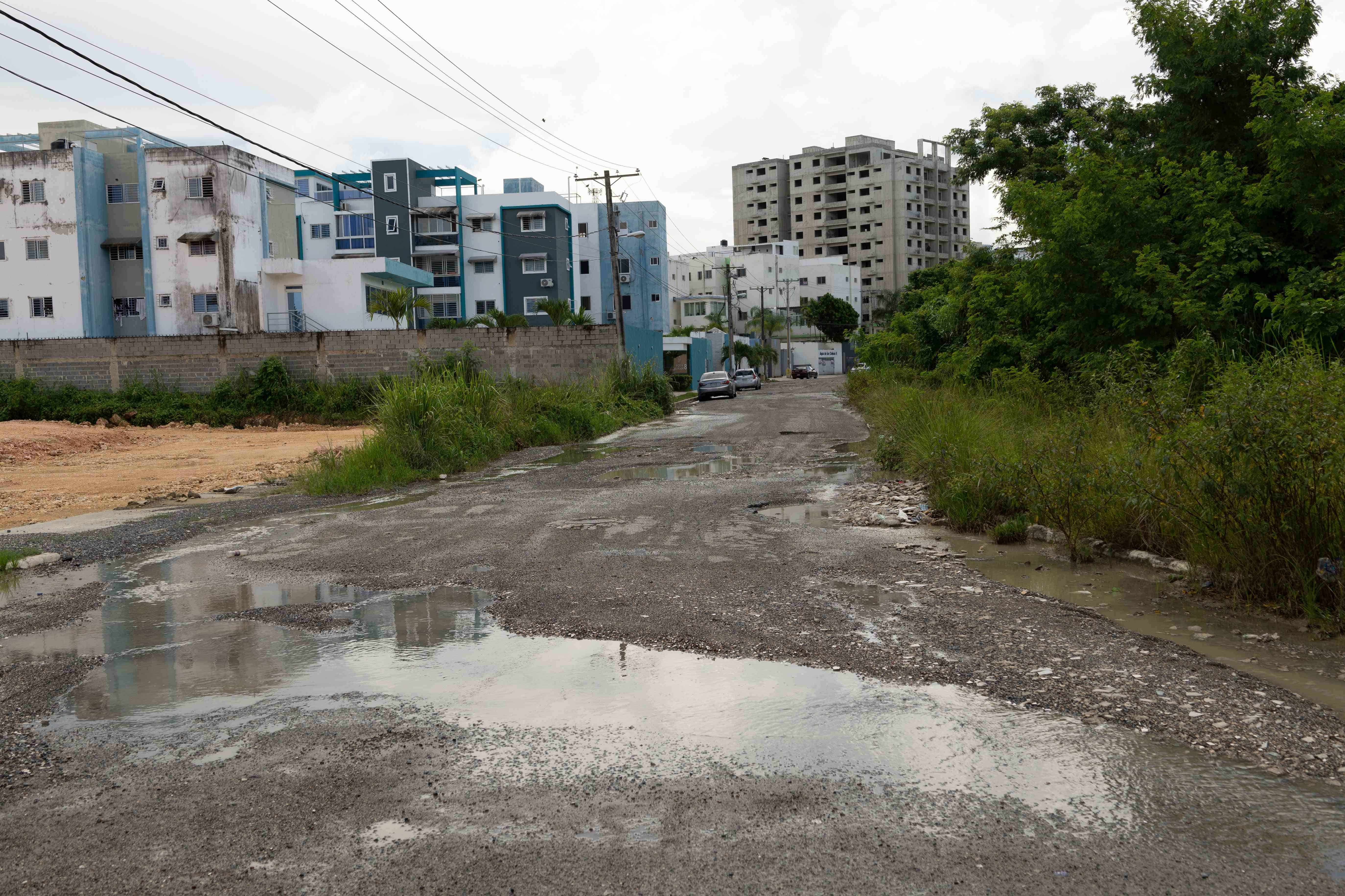 Cuando llueve las calles se tornan intransitables. 