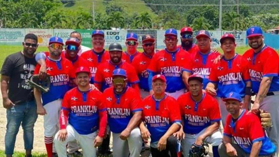 Anuncian triangular de softbol chata/chata en el estadio Los Billeteros