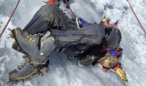 Hallan en la cumbre más alta de Perú la momia de un estadounidense que murió hace 22 años