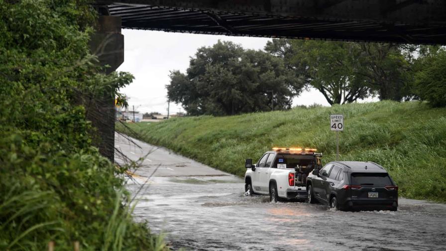 Cifra de fallecidos por Beryl sube a 18 tras más muertes a su paso por EEUU