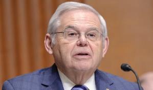 Empieza deliberación de jurado en juicio por corrupción a senador Bob Menéndez en EE. UU.