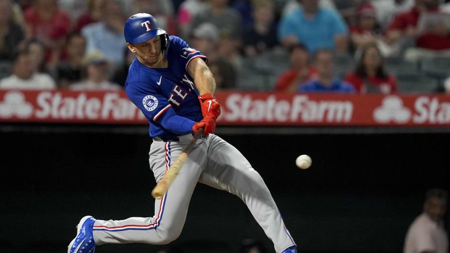 Cuadrangular de Seager y tres hits de Lowe impulsan a Rangers a vencer 9-4 a Angelinos