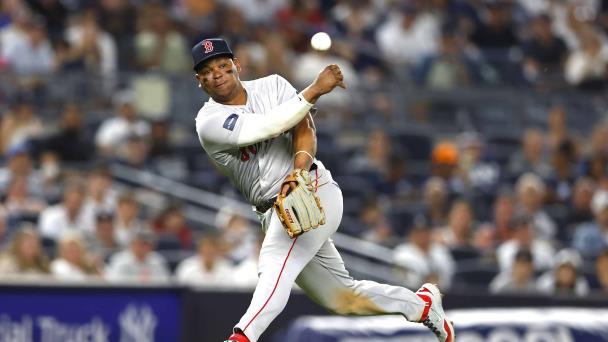 Devers, de Medias Rojas, descartado para el Juego de Estrellas por molestias en hombro