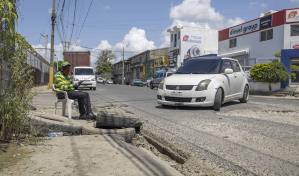 Un problema vial en calle Guarocuya con Juan Ballenilla