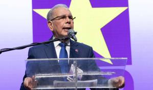 Danilo Medina desiste de dejar la presidencia del PLD