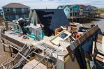 Más de 1.6 millón de hogares en Texas siguen sin luz tres días después del paso de Beryl Más de 1.6 millón de hogares en Texas siguen sin luz tres días después del paso de Beryl