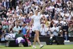 Djokovic está en semis de Wimbledon sin jugar tras retiro de De Minaur; Rybakina elimina a Svitolina Djokovic está en semis de Wimbledon sin jugar tras retiro de De Minaur; Rybakina elimina a Svitolina
