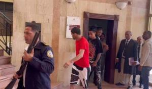 Tres meses de prisión preventiva a dos hombres por homicidio de joven hallado enterrado en finca