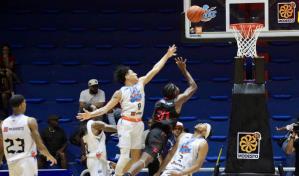 Titanes doblegan a Leones de la mano de Jordan y Bautista