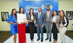 CAESCO entrega premios Periodismo de Juventud 2024