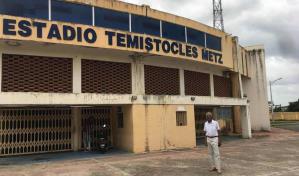 Estadio Temístocles Metz se encuentra en peores condiciones que una pocilga