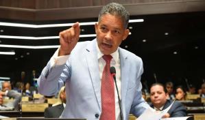 El diputado Eugenio Cedeño podría enfrentarse a expulsión del PRM y a otras sanciones