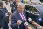 Jurado comienza a deliberar en juicio por corrupción contra el senador Bob Menéndez Jurado comienza a deliberar en juicio por corrupción contra el senador Bob Menéndez