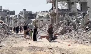 Palestinos regresan a Ciudad de Gaza y la hallan totalmente destruida tras la retirada israelí