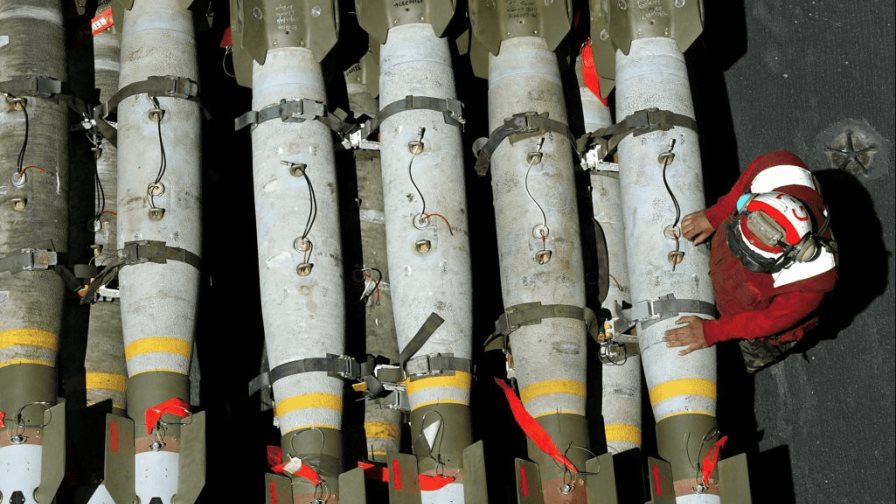 Estados Unidos reanuda envío de bombas de 500 libras a Israel