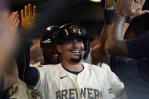 Willy Adames pega jonrón; Myers lanza ocho en blanco y Cerveceros arrollan 9-0 a los Piratas