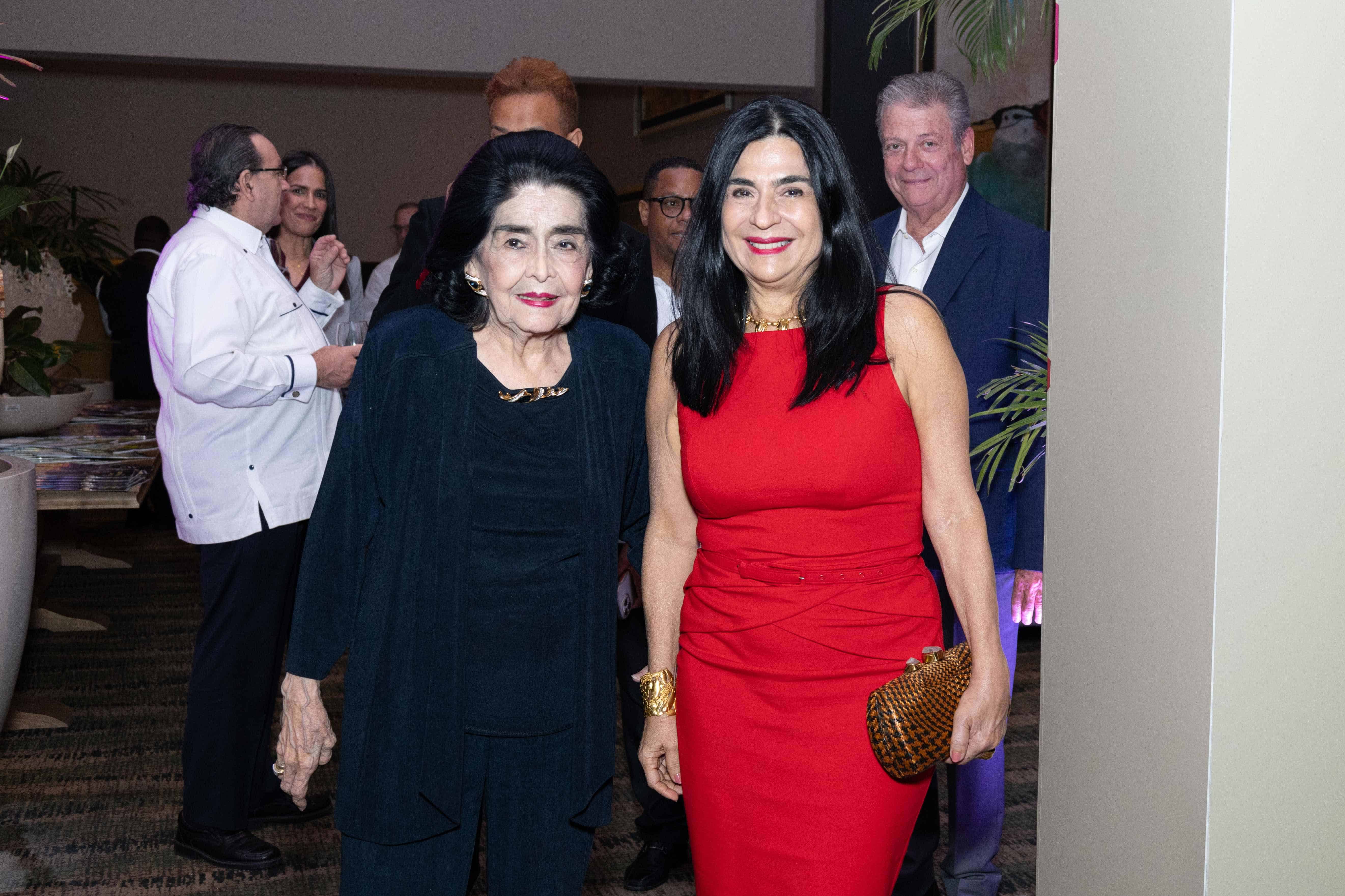  Miriam León y Miriam Calzada.