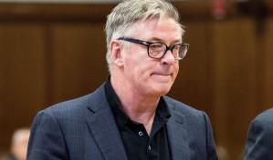 La Justicia de EE.UU. desestima el caso contra Alec Baldwin por homicidio involuntario