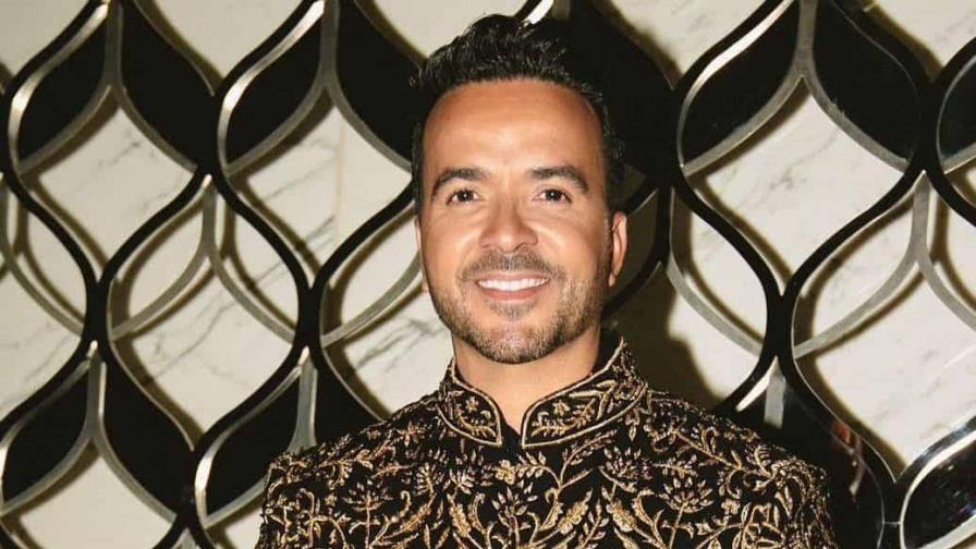 Luis Fonsi canta Despacito en la boda de Anant Ambani y Radhika Merchant en la India