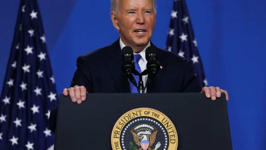 Biden dice que todo el mundo debe condenar el tiroteo en el mitin de Trump