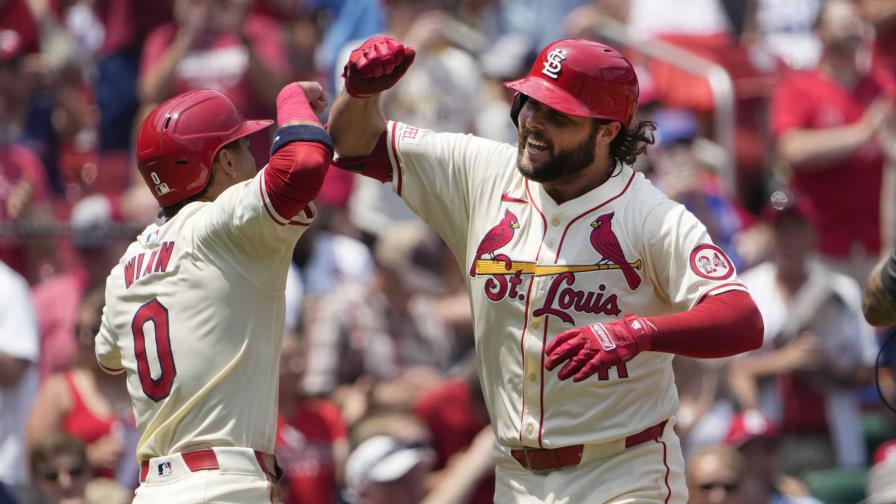 Cardenales vencen 11-3 a Cachorros en primero de la doble cartelera