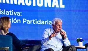 Expresidente Felipe González en República Dominicana: La democracia está en retroceso