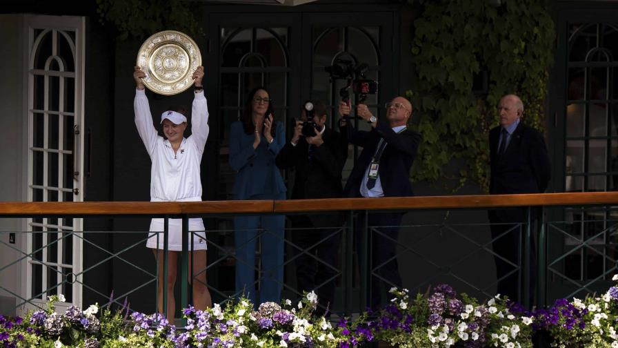 Krejcikova gana Wimbledon y conquista su segundo título de Grand Slam