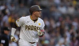 Manny Machado dispara jonrón, Cease poncha a 11 en seis entradas y Padres vencen 4-0 a Bravos